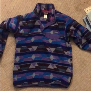 Women’s Colorful Patagonia Pullover Medium